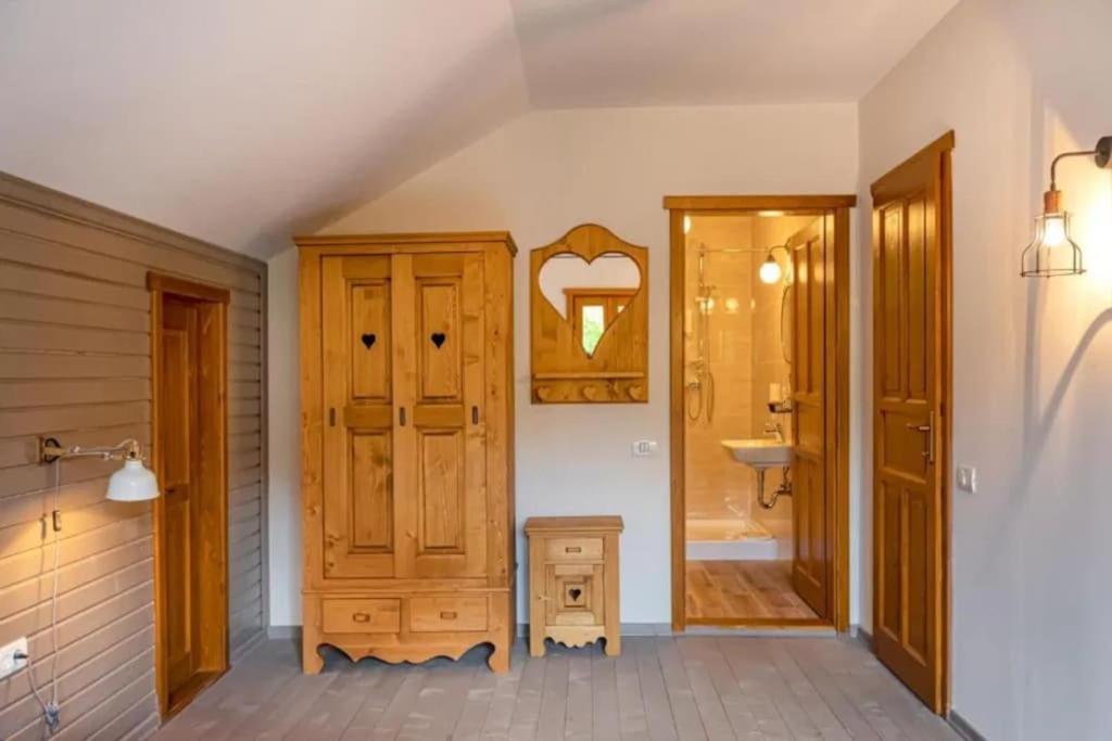 Chiba Villa Timișu de Jos Eksteriør billede