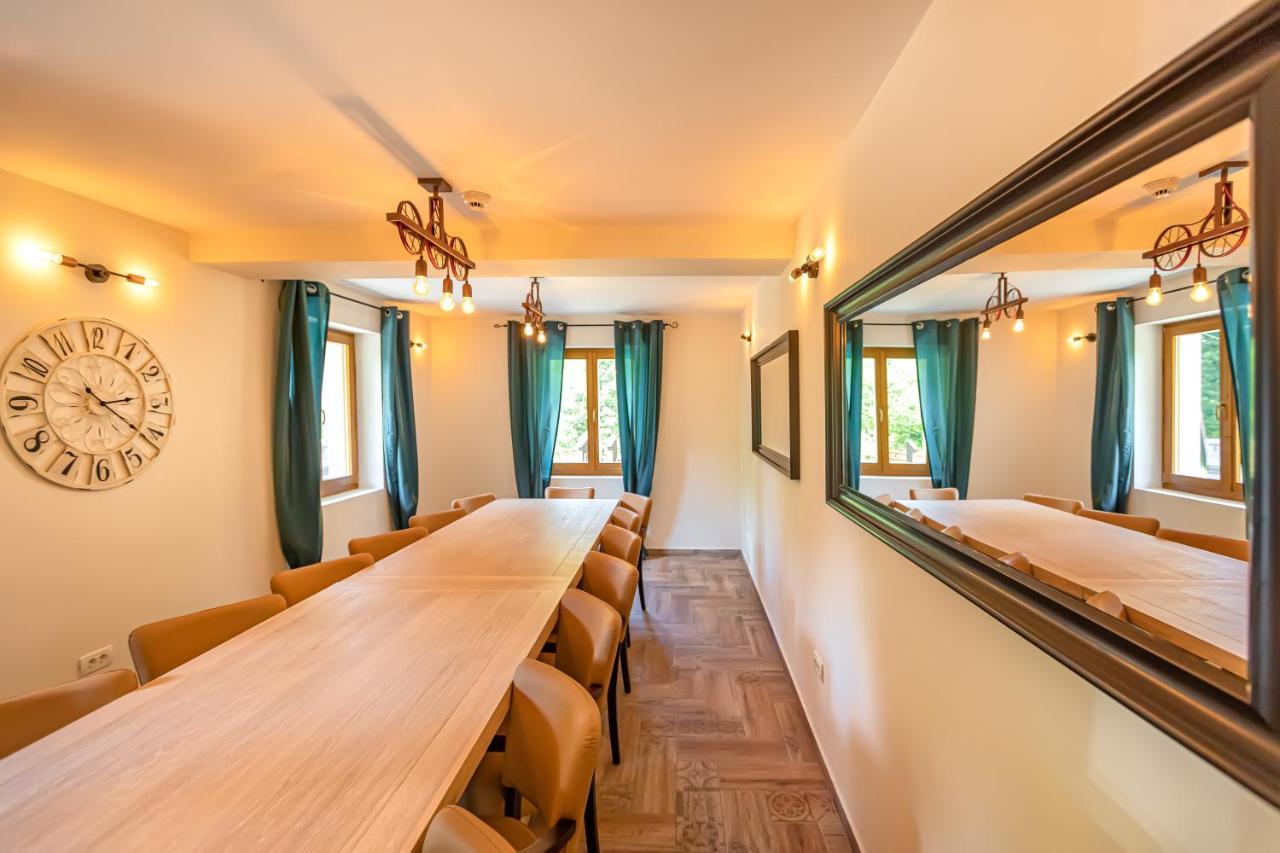 Chiba Villa Timișu de Jos Eksteriør billede