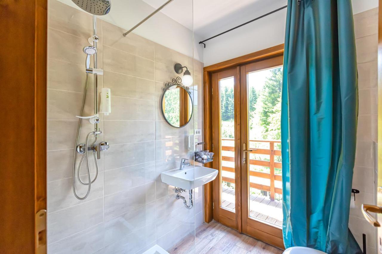 Chiba Villa Timișu de Jos Eksteriør billede